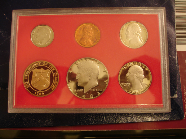 1982 Proof Set Obverse